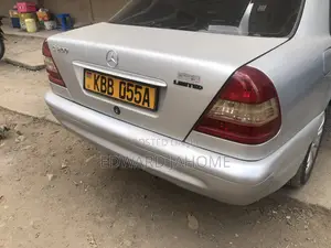 Mercedes-Benz C200 2000 Silver