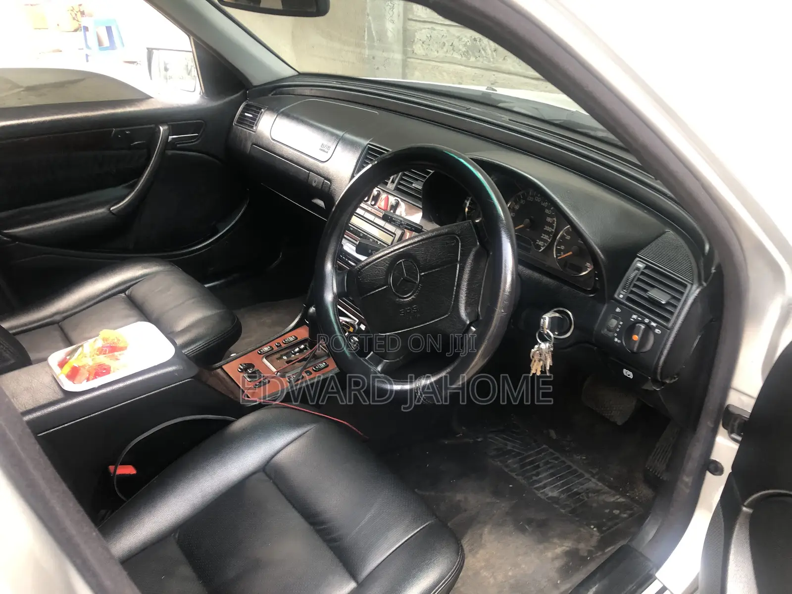 Mercedes-Benz C200 2000 Silver