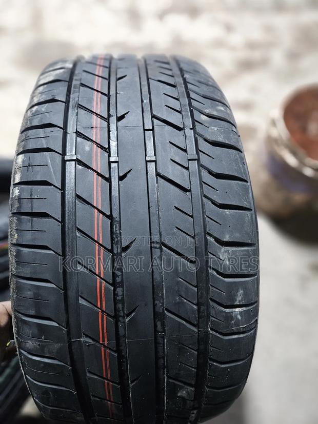 285/35r20 Bearway Tyre - thumbnail 2