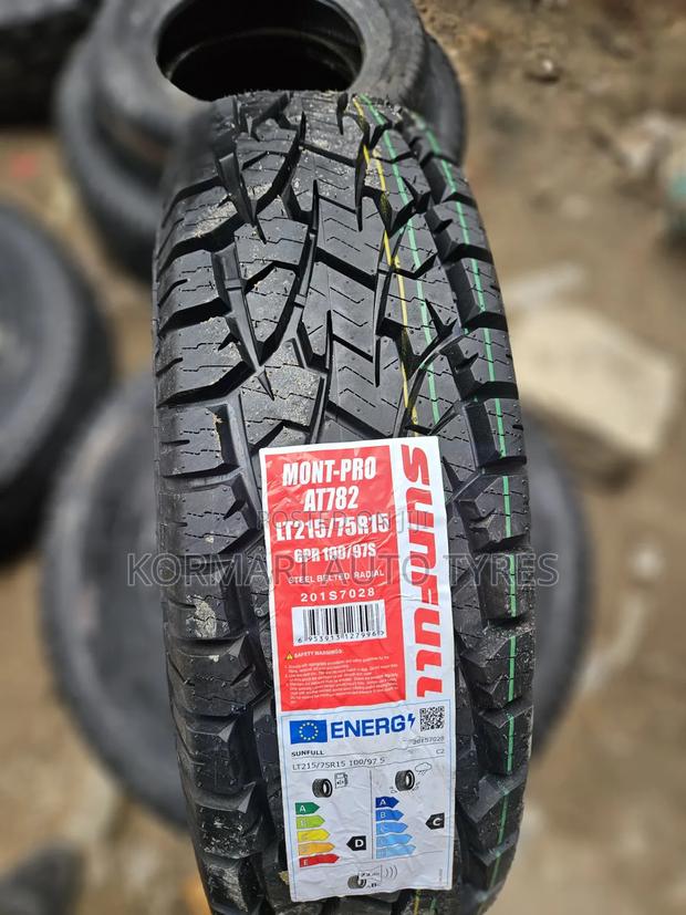 215/75r15 Sunfull Tyre