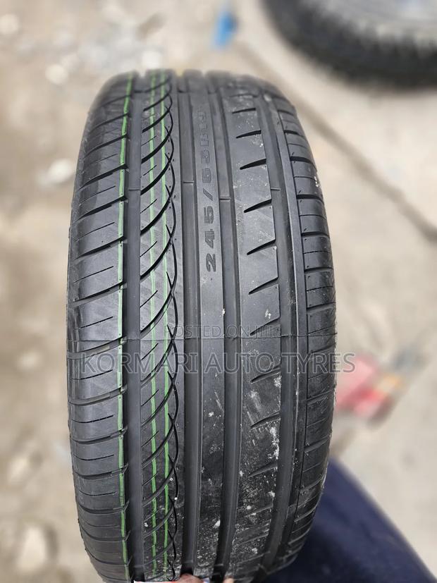 245/55r19 Sunfull Tyre - thumbnail 2