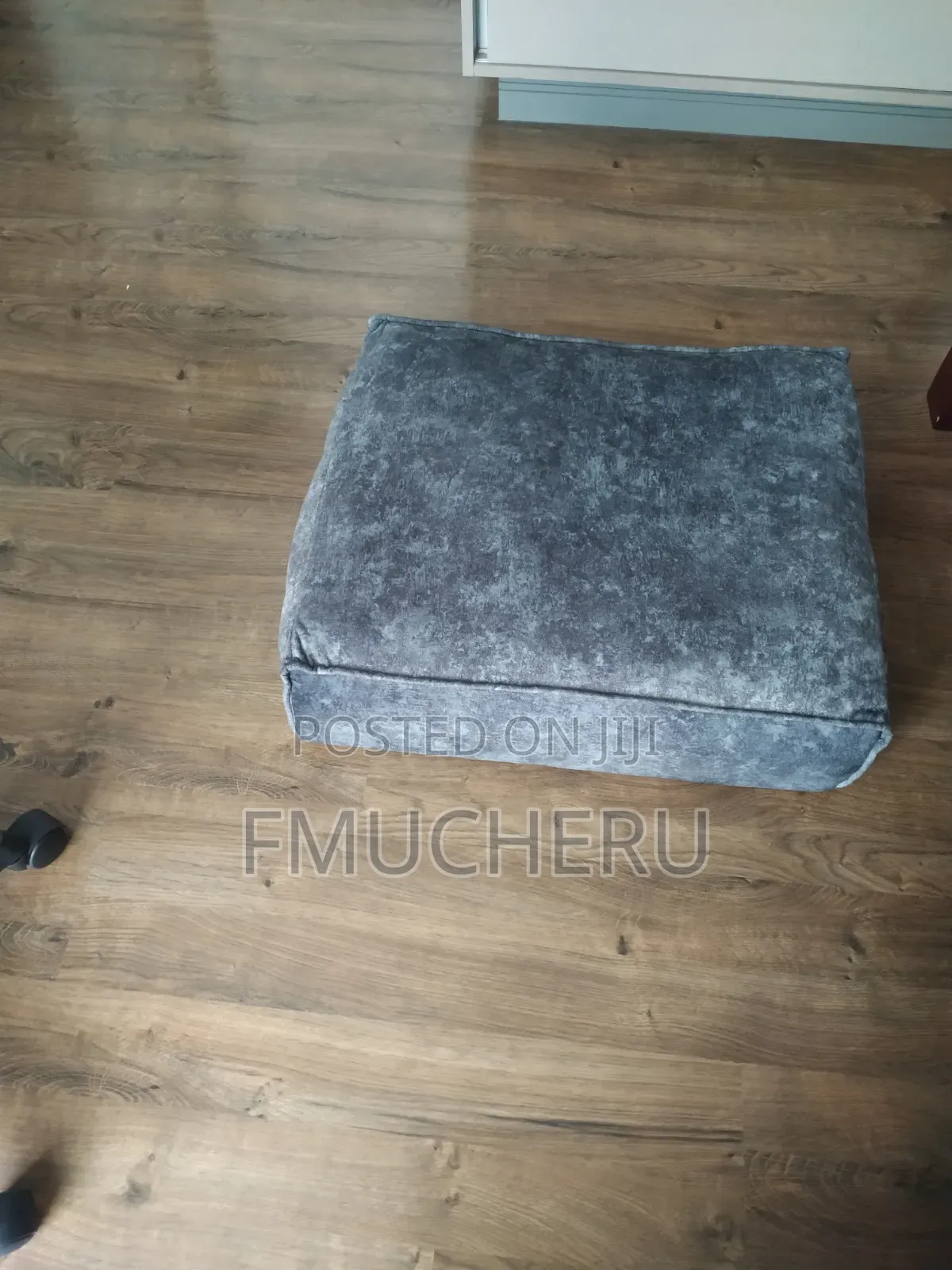 2 Seater Chair and Comfortable Pillows