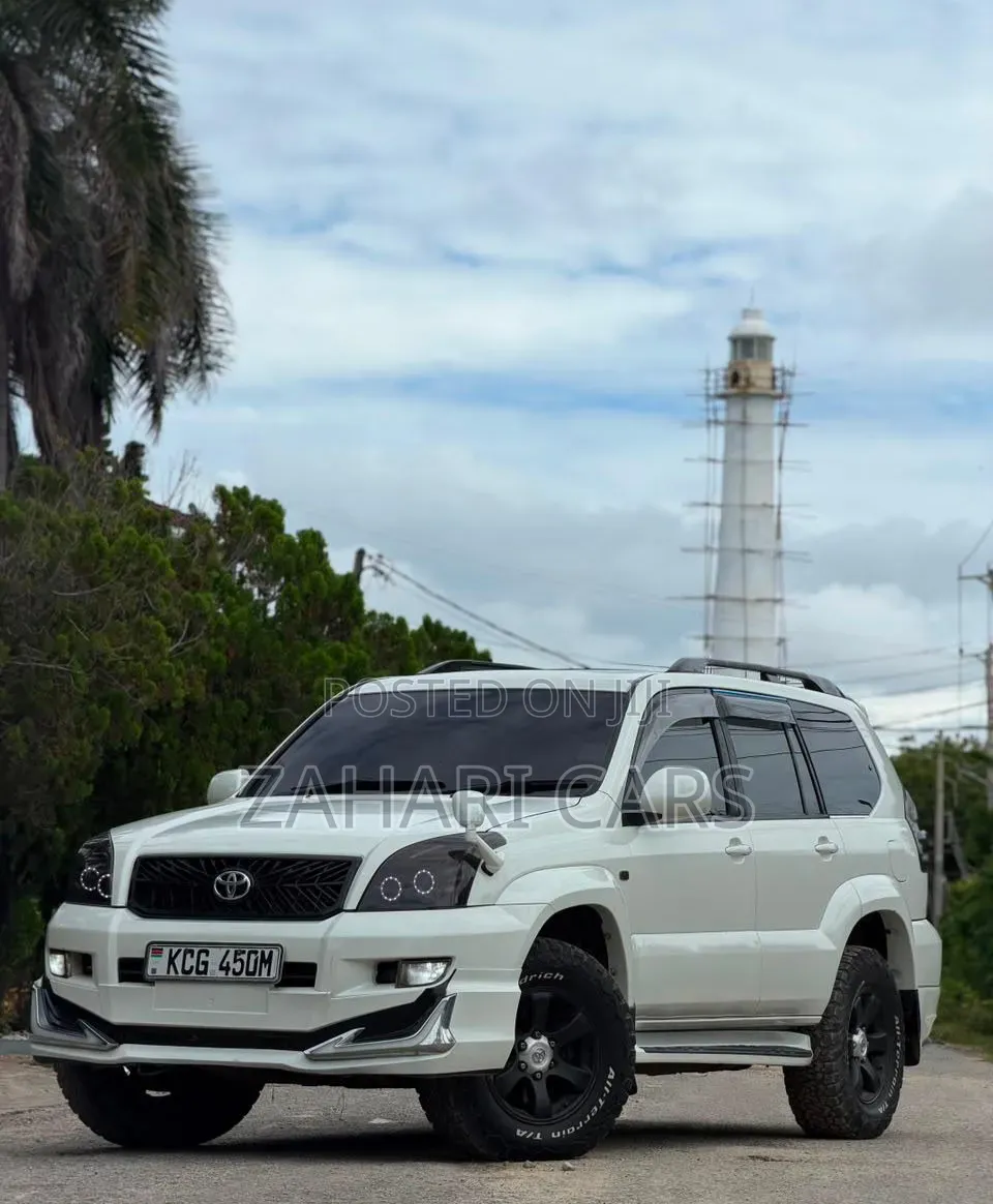 Toyota Land Cruiser Prado 2008 White