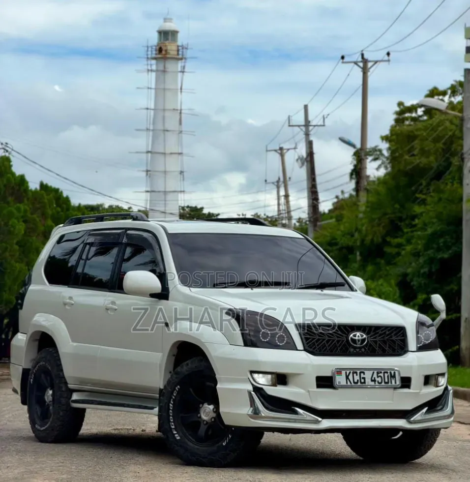 Toyota Land Cruiser Prado 2008 White