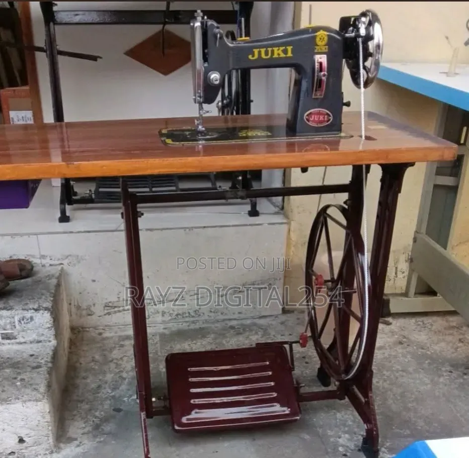 Juki Industrial Sewing Machine Complete