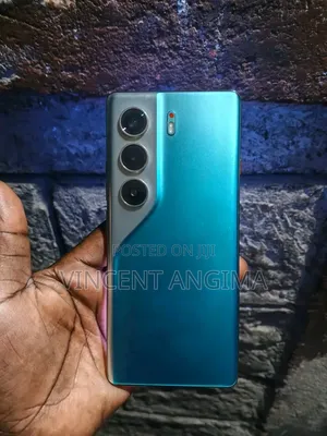 Tecno Camon 40 Pro 4G 256 GB Blue