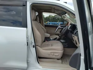 Toyota Land Cruiser Prado 2021 Pearl