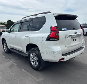 Toyota Land Cruiser Prado 2021 White