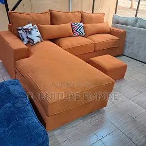 6-Seater Grey Cushioned L-Shaped Sofa With Footrest