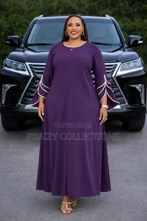 Elegant Maxi Dress With Statement Bell Sleeves