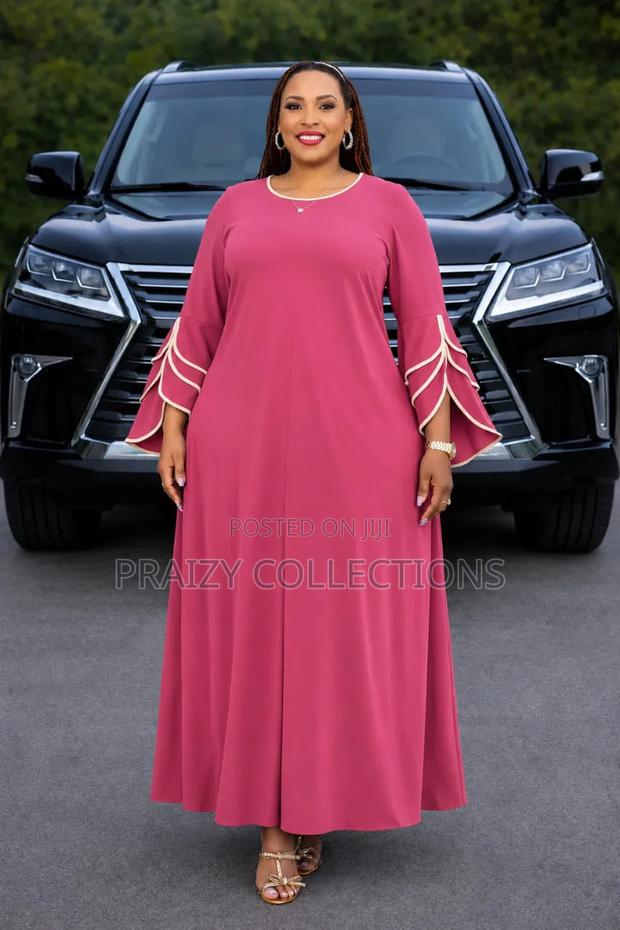 Elegant Maxi Dress With Statement Bell Sleeves - thumbnail 6