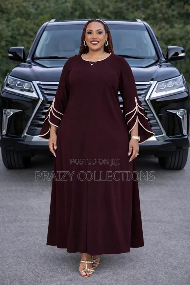 Elegant Maxi Dress With Statement Bell Sleeves - thumbnail 9