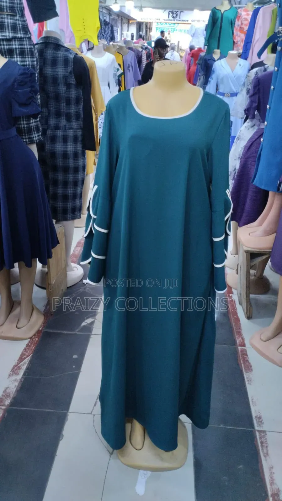 Elegant Maxi Dress With Statement Bell Sleeves