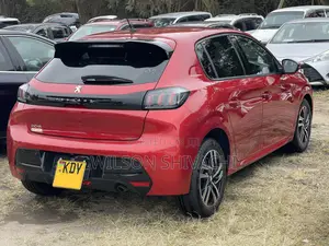Peugeot 208 2021 Red