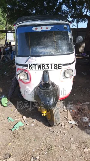 Piaggio 2019 White