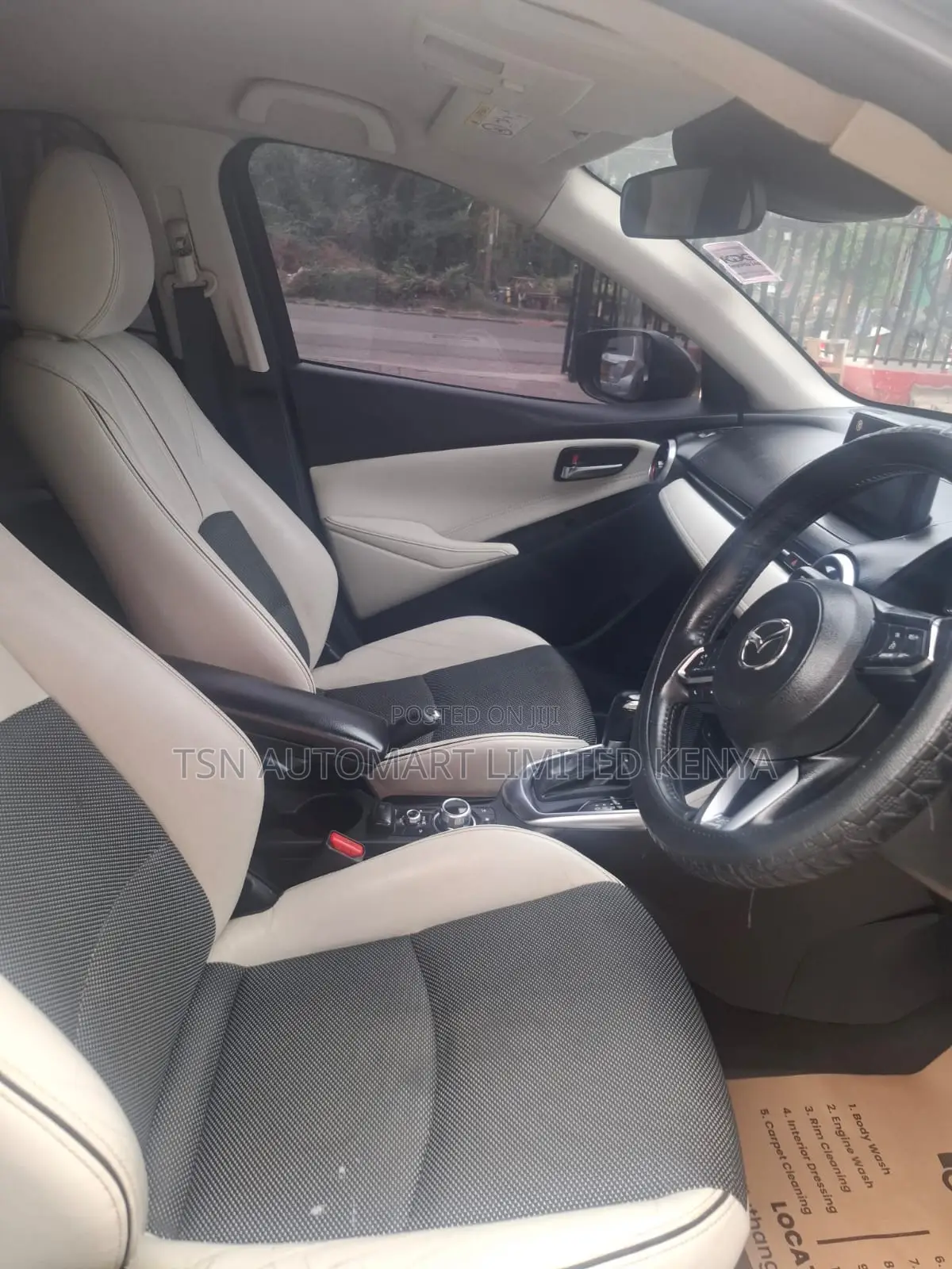 Mazda Demio 2018 Gray