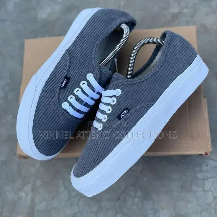 Codrouy Vans