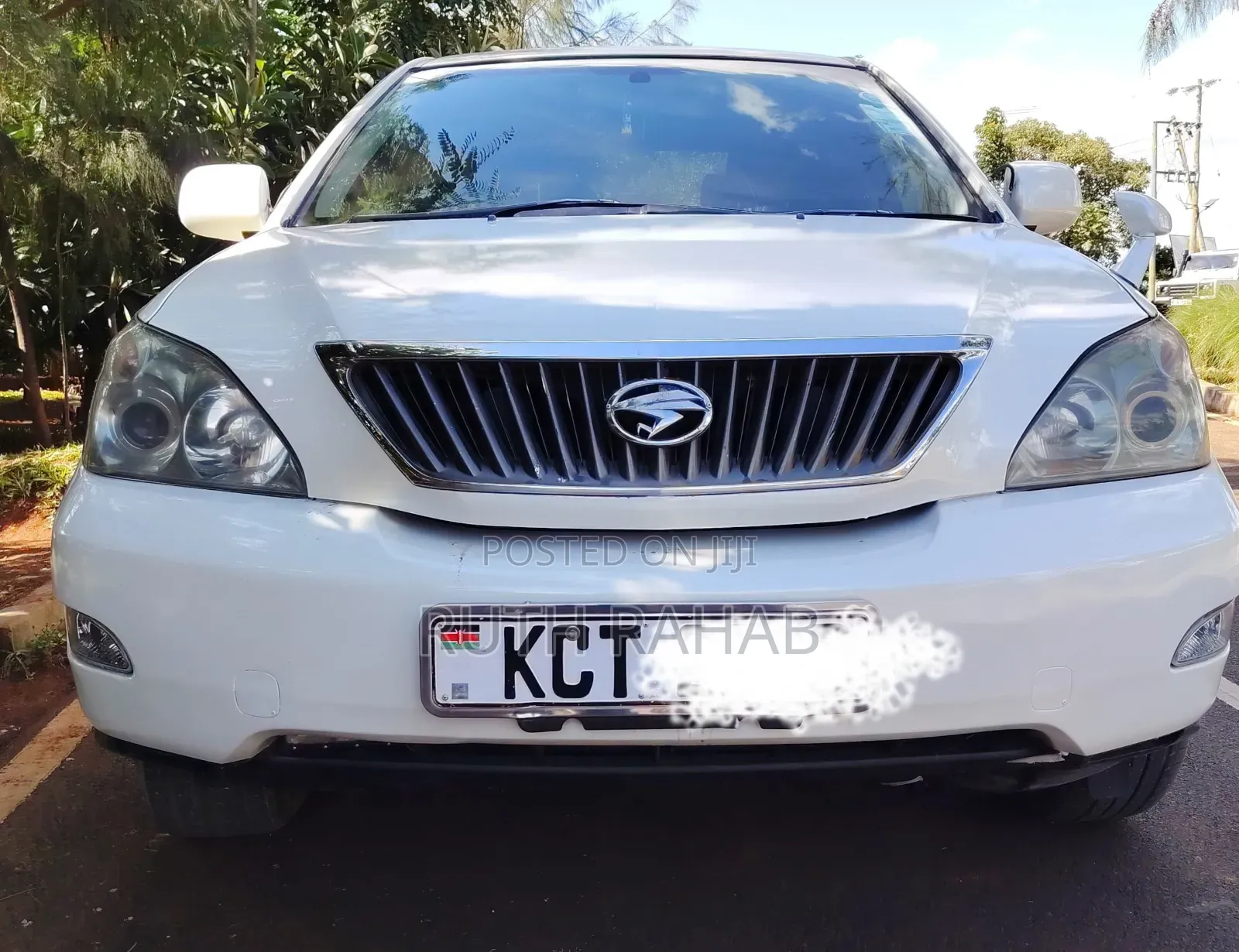 Toyota Harrier 2011 White