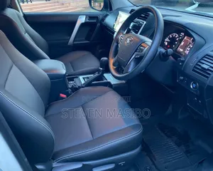 Toyota Land Cruiser Prado 2019 White