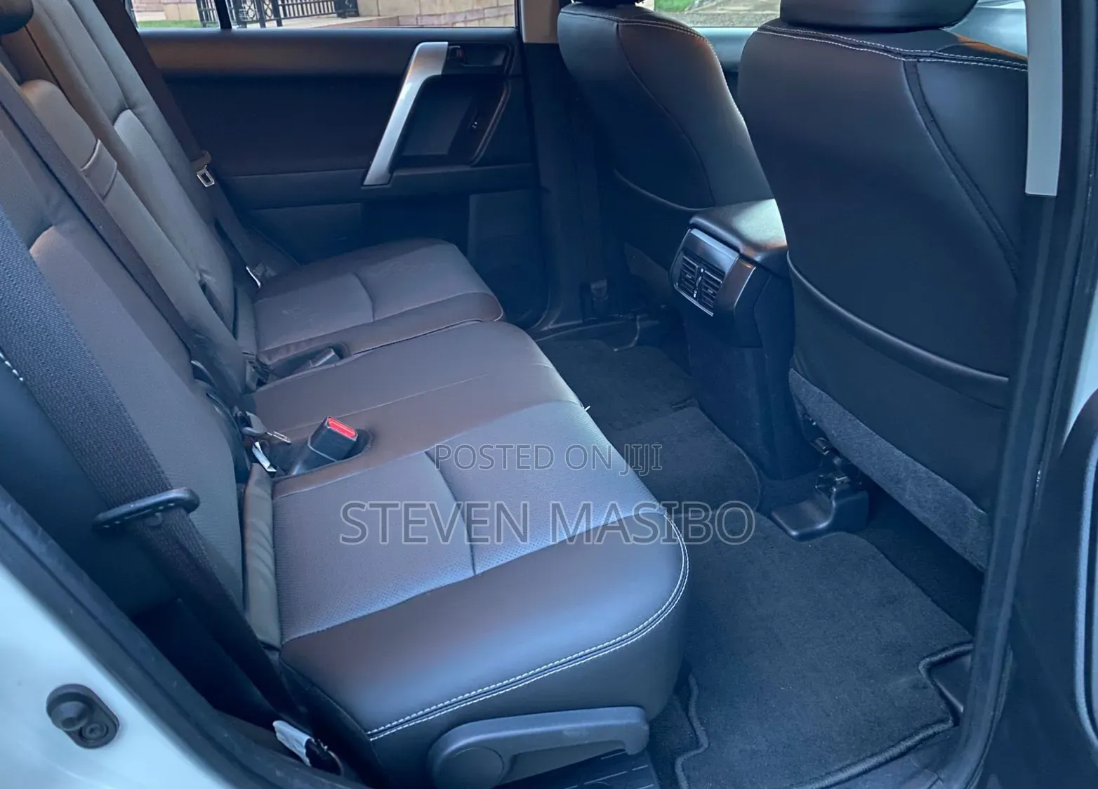 Toyota Land Cruiser Prado 2019 White