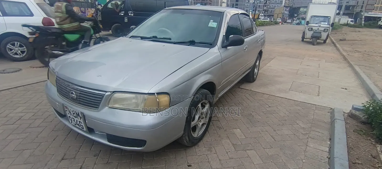 Nissan FB15 2004 Silver