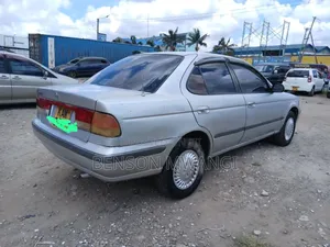 Nissan FB15 1999 Silver