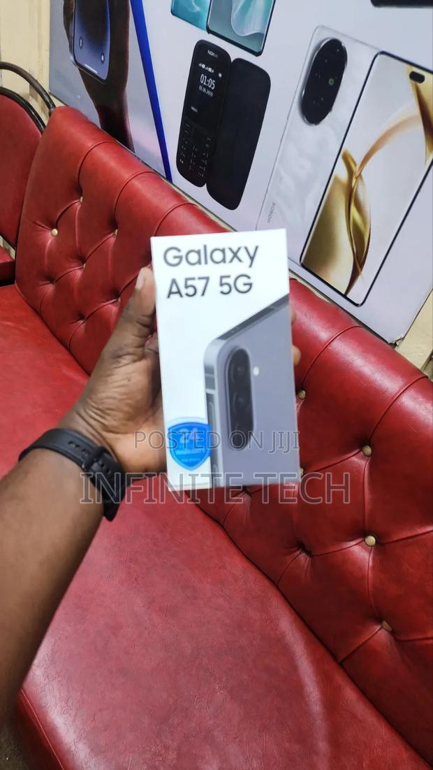 New Samsung Galaxy A57 256 GB Black - thumbnail 2