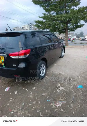 Toyota Wish 2010 Black