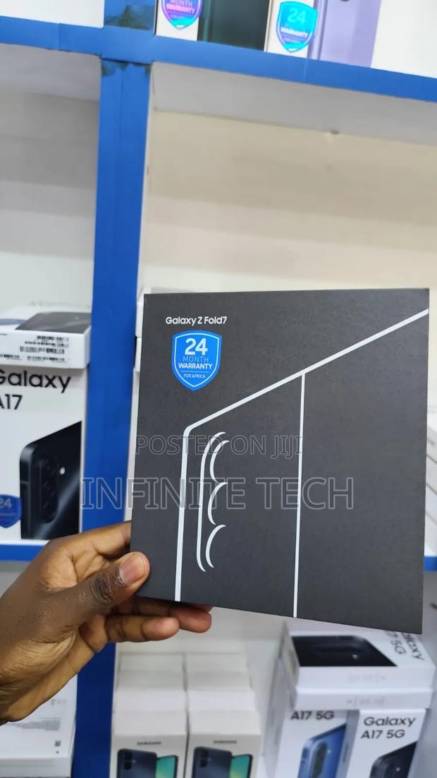 New Samsung Galaxy Z Fold7 256 GB Black - thumbnail 4