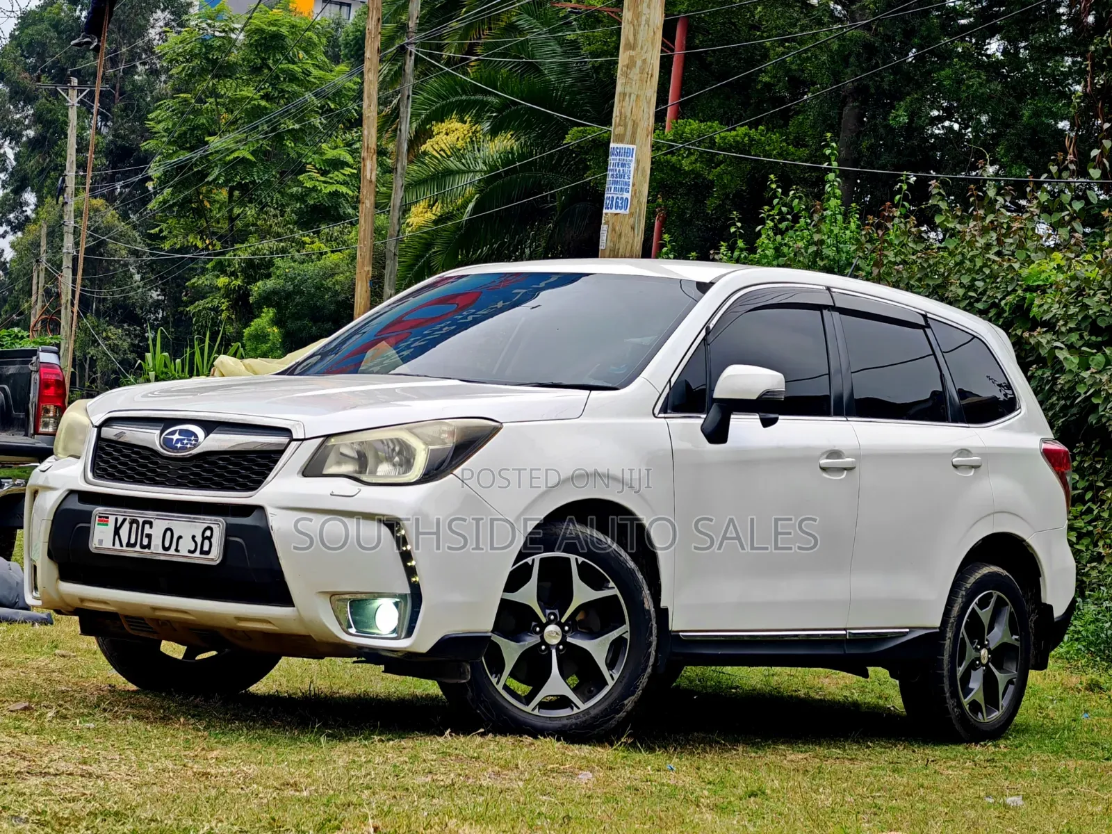 Subaru Forester 2.0XT Premium 4dr SUV AWD (2.0L 4cyl Turbo CVT) 2014