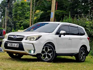 Subaru Forester 2.0XT Premium 4dr SUV AWD (2.0L 4cyl Turbo CVT) 2014