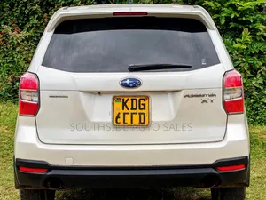 Subaru Forester 2.0XT Premium 4dr SUV AWD (2.0L 4cyl Turbo CVT) 2014