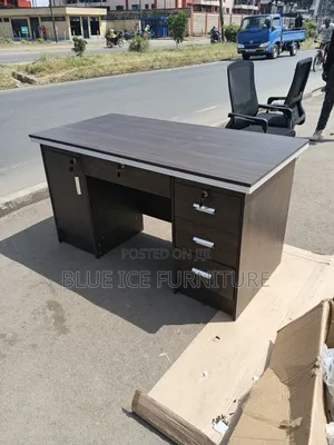 Heavy Duty Wooden Office Desk for Directors