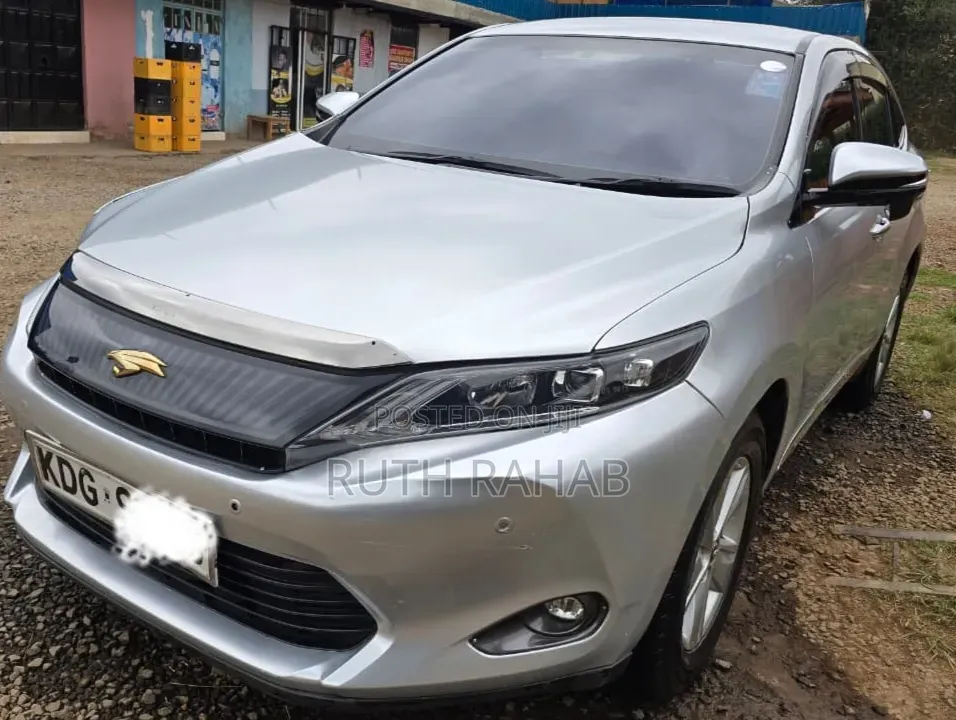 Toyota Harrier 2015 Silver