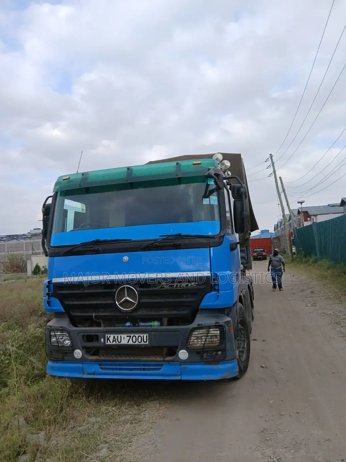 Fast Secure Semi-Trailer Transport Accessible