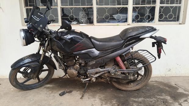 Hero Karizma ZMR 2015 Black
