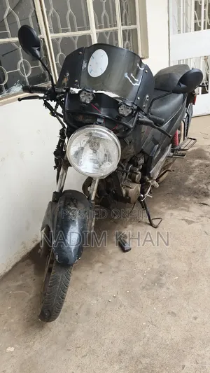 Hero Karizma ZMR 2015 Black