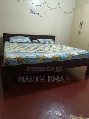 6x6 Bed With Mattress