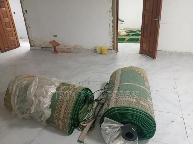 Premium Mihrab Mosque Carpet - thumbnail 2