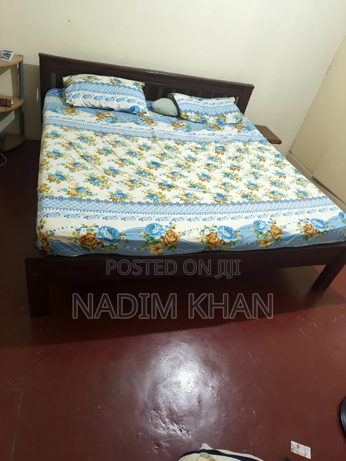 6x6 Bed With Mattress