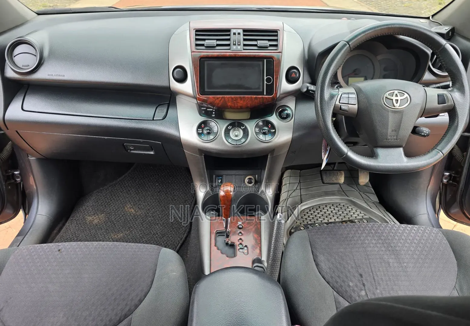Toyota Vanguard 2012 Gray