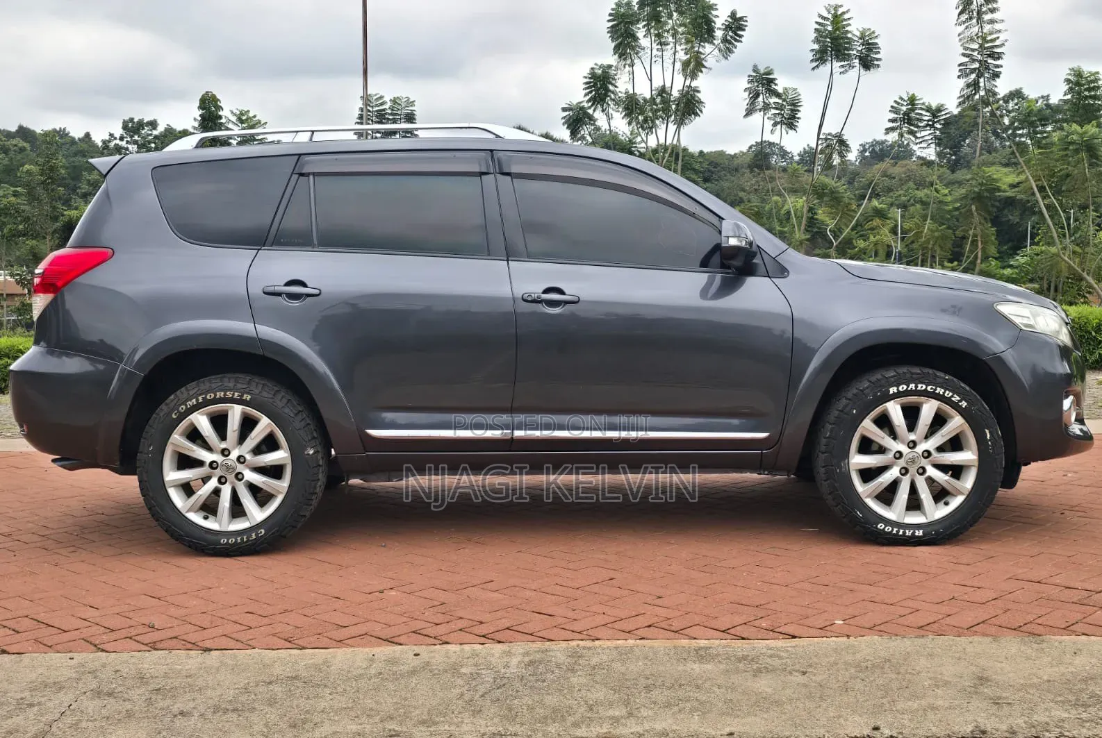Toyota Vanguard 2012 Gray