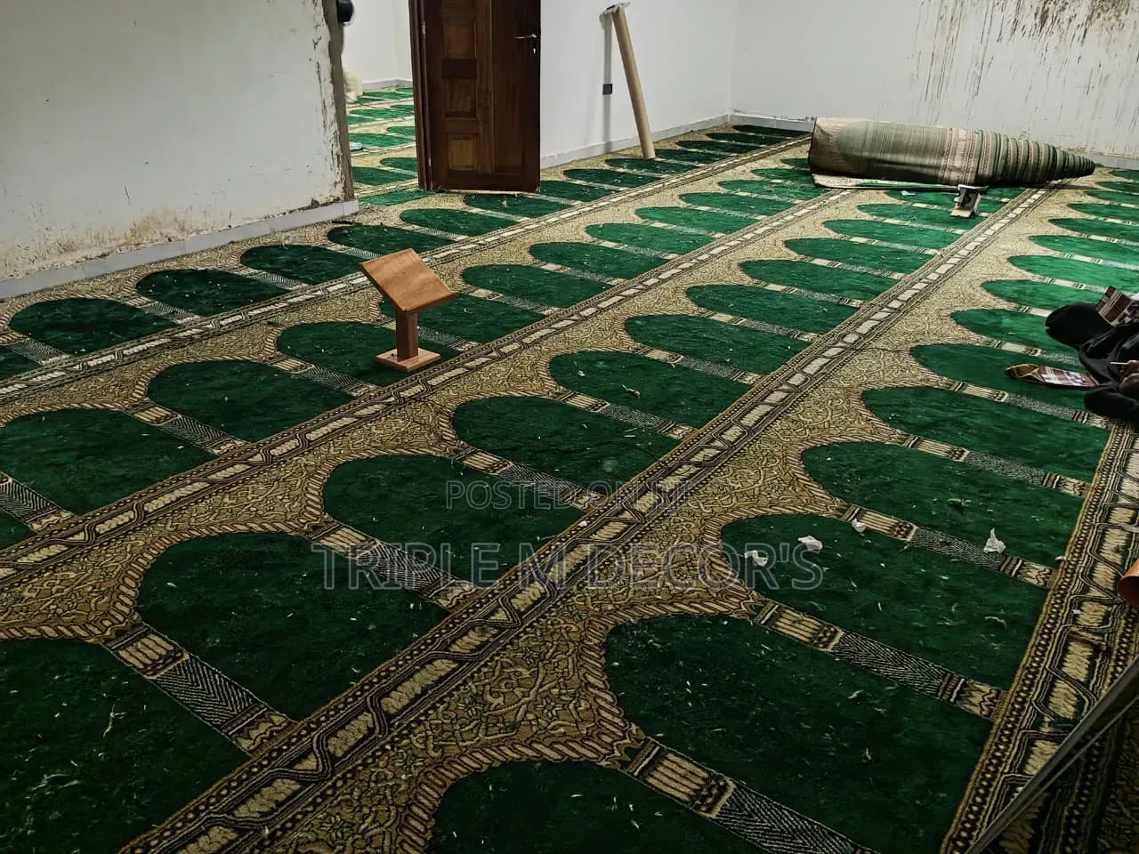 Elegant Islamic Carpet Designs