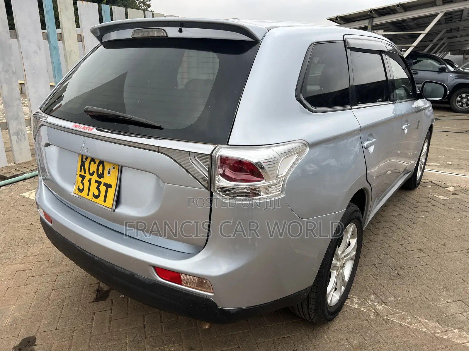 Mitsubishi Outlander 2013 Silver