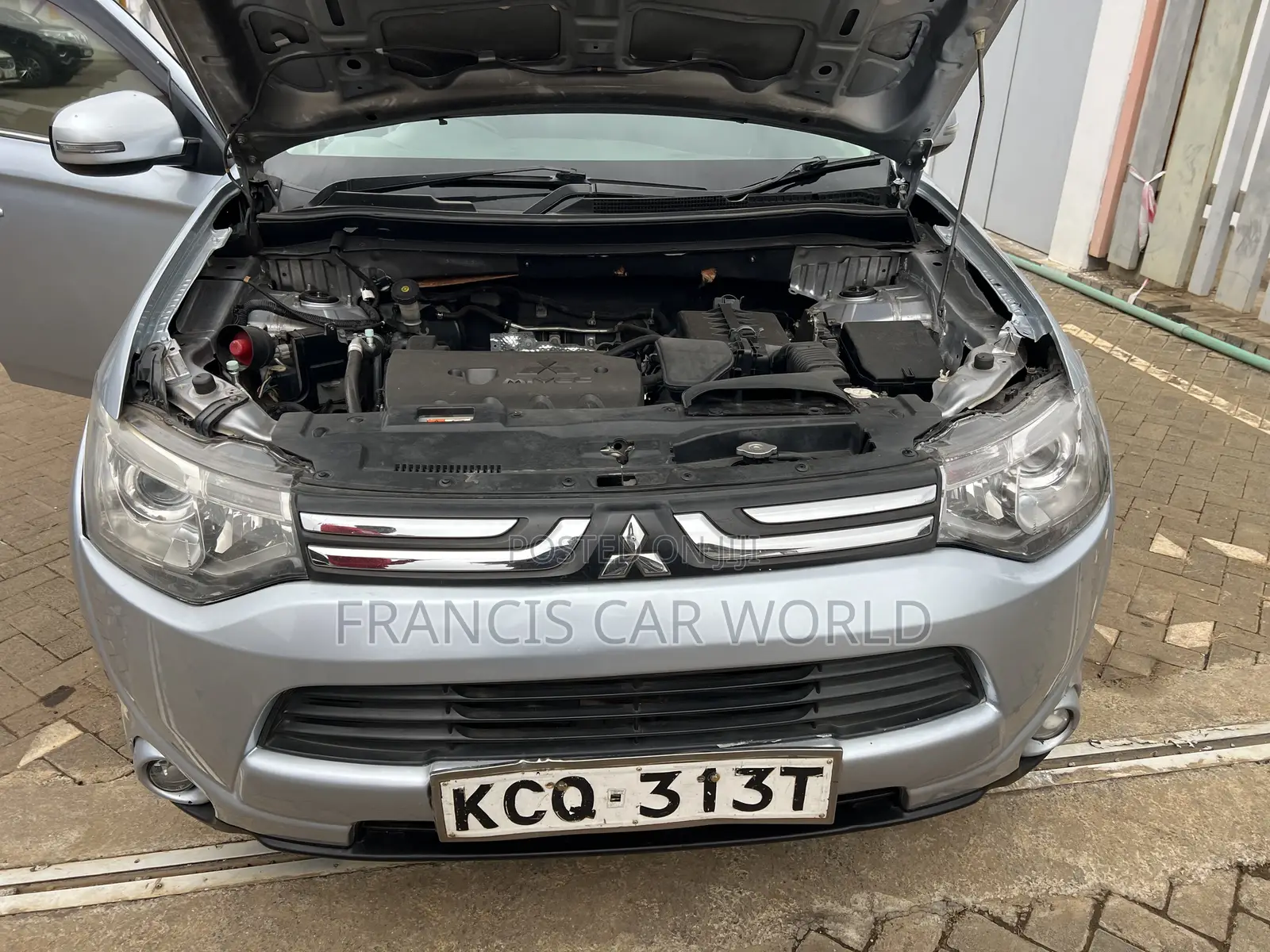 Mitsubishi Outlander 2013 Silver