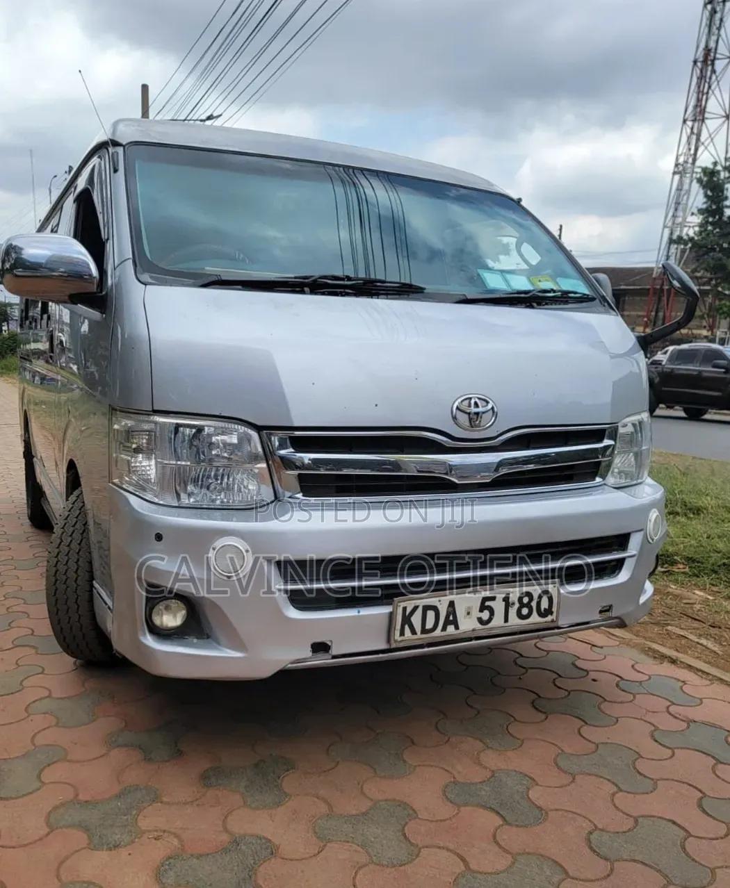 Toyota HiAce 2014 Silver