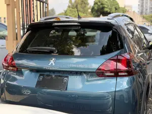 Peugeot 2008 2019 Blue