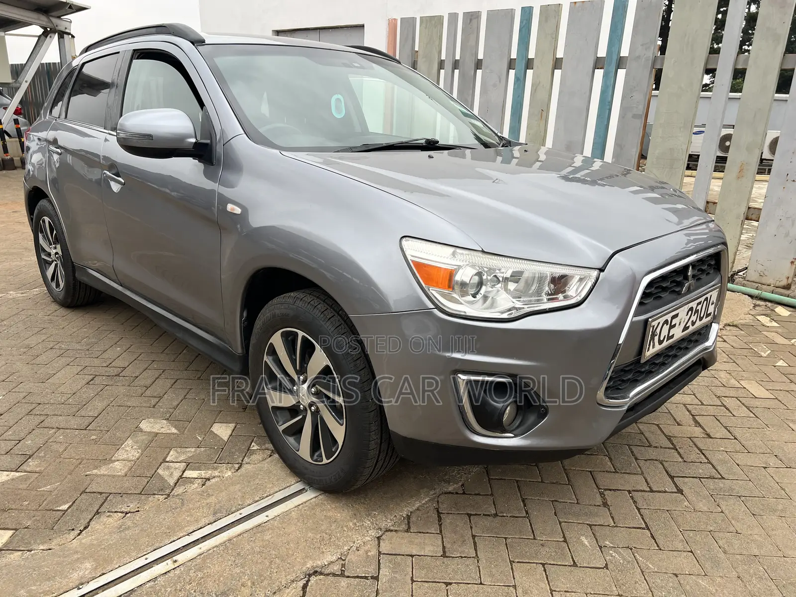 Mitsubishi RVR 2015 Silver
