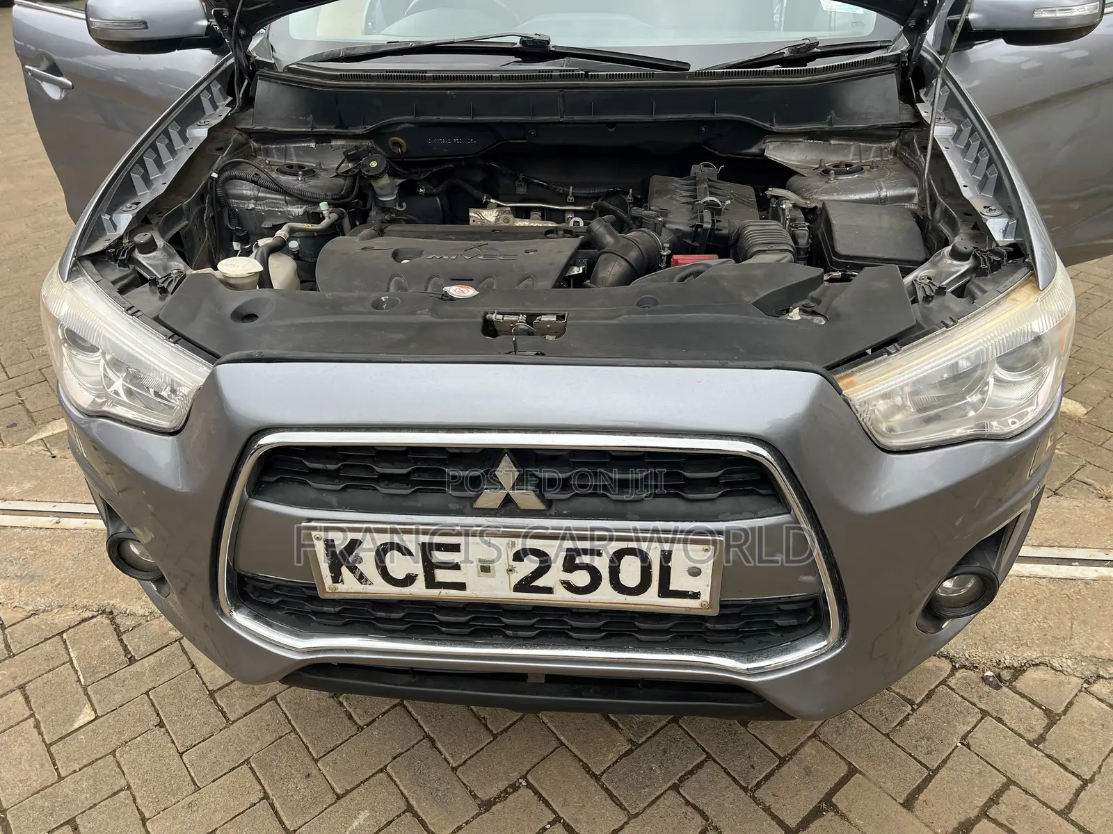 Mitsubishi RVR 2015 Silver