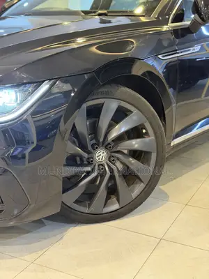 Volkswagen Arteon 2.0T SE R-Line w/19 AWD 4MOTION 2019 Black
